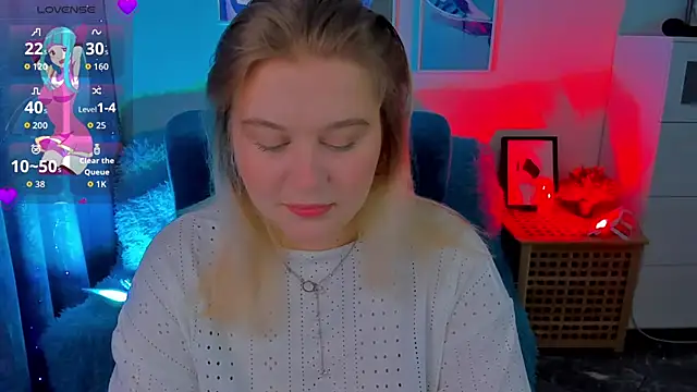 LouiseMous online show from November 26, 9:16 pm