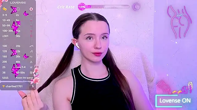 BellaVelure6767 online show from May 8, 10:00 pm