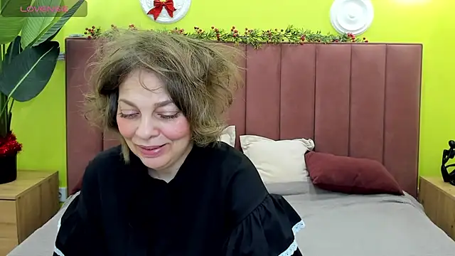 Valerie King online show from December 21, 1:21 am