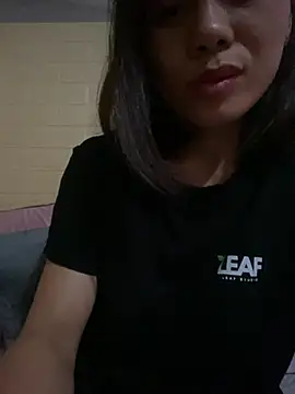 Trangbabylove online show from July 22, 4:57 am