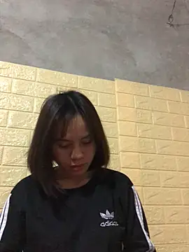 Trangbabylove online show from March 15, 3:30 am