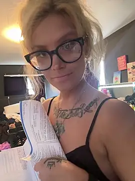 sofrancy online show from March 21, 2:44 pm