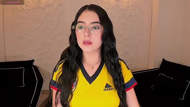 HaileyRoss  online show from June 18, 2:24 am