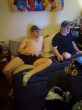 cubhunterpdx online show from November 18, 1:50 am