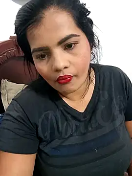  QueenSofia  online show from November 25, 2:36 am