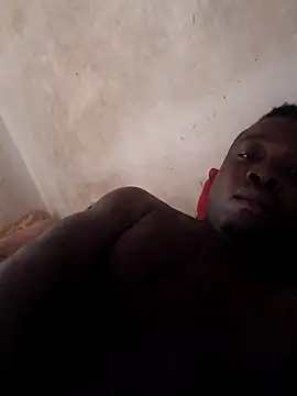 M milove online show from April 13, 7:36 pm