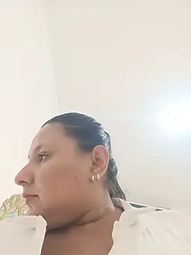 BWW-CINDY11 online show from August 2, 8:34 pm