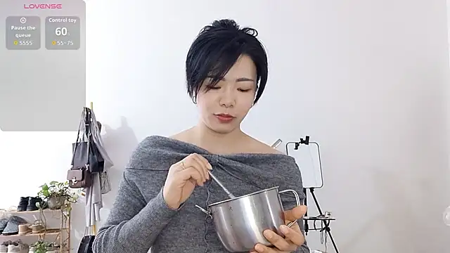 adele8731 online show from December 1, 5:22 am