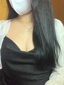 Hanni 22 online show from November 23, 2:41 pm