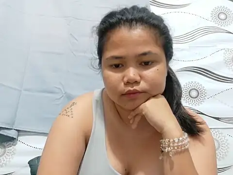 Sweetbigtits 69 online show from June 13, 3:04 am