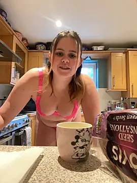 Blonde Bunny online show from January 16, 9:38 am