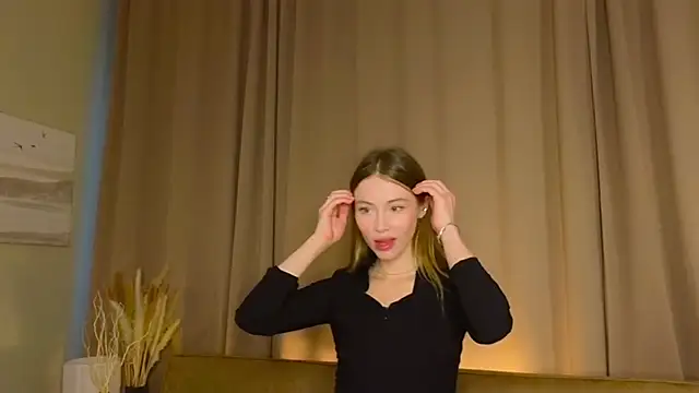 TarraStollar online show from November 17, 7:31 am