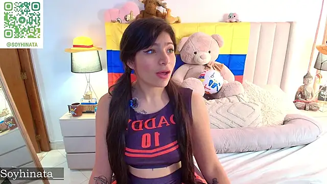 Emyii  online show from June 21, 8:46 pm