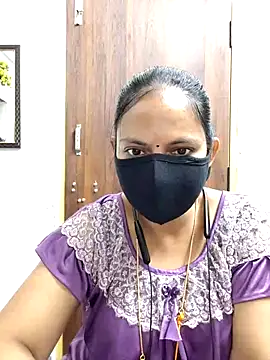 Queen-Neha online show from April 28, 11:47 am