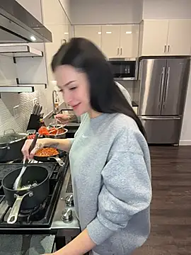 alysiamarie00 online show from November 30, 5:55 am