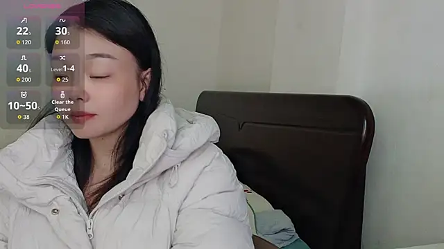 Aggie31 online show from November 18, 3:40 am