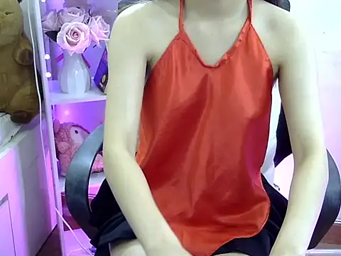 Lee-YoungXX online show from November 17, 10:27 am