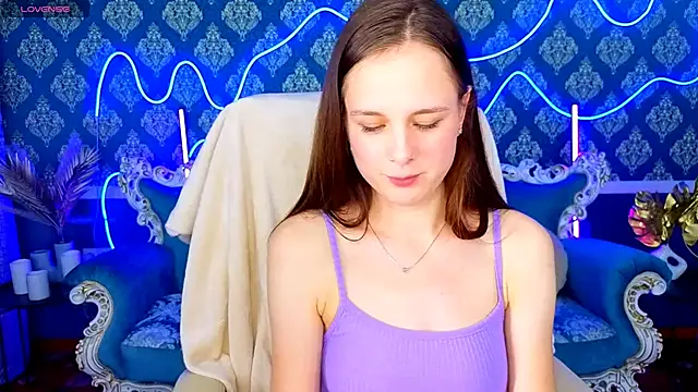 KarolinaSky online show from December 3, 1:46 pm