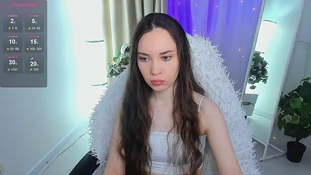 SilentLily online show from March 17, 6:39 am