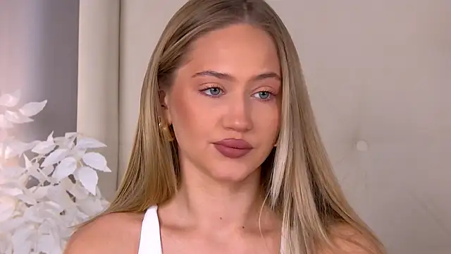 ur wet dreams   online show from December 1, 1:36 pm