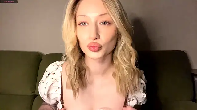 Selemene  online show from November 25, 5:26 pm