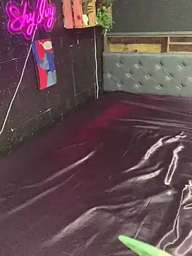 Shy-Ivy online show from March 13, 9:16 pm