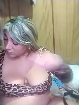 Fat Dirty Nasty online show from January 5, 10:02 pm