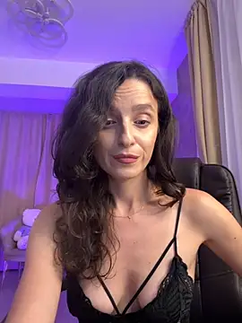 Snapshot of AnnaHarperX chatting on October 9, 4:55 pm AnnaHarperX online show from October 9, 4:55 pm