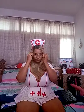 LaReineCleo online show from February 3, 11:26 am