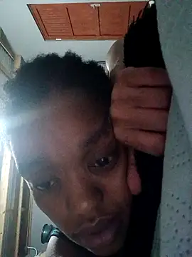 MNCANYANA online show from March 18, 8:03 pm