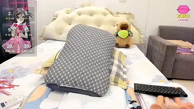 Teahyee online show from July 12, 5:58 pm