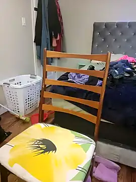 Drowning667 online show from December 14, 7:19 pm