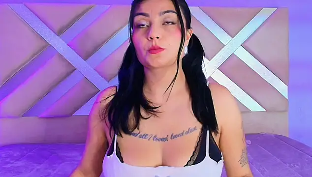 mei kora online show from November 27, 3:42 am