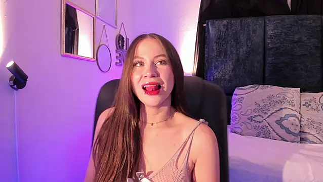 MiaWhiteBunny online show from July 29, 11:05 pm