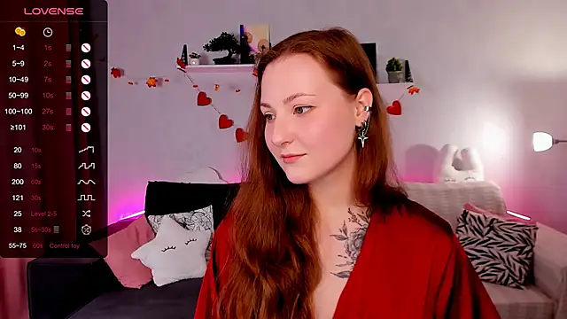 velvet cherry  online show from November 29, 9:35 am