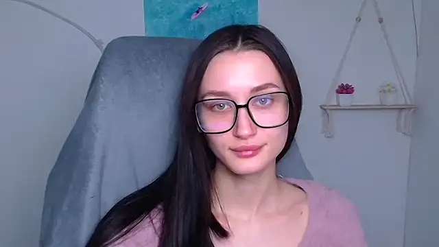 Stella XO online show from February 5, 7:11 am