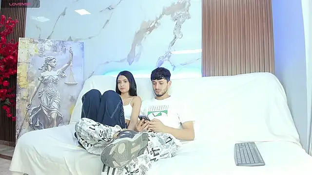 dracke and zara online show from June 5, 12:33 pm