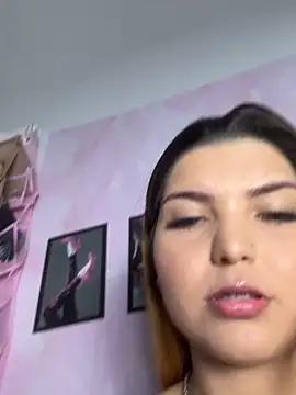 melyssaa23 online show from May 3, 1:09 am