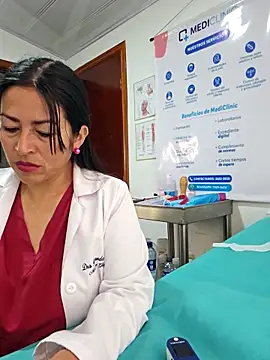 JustSamantha  online show from March 16, 12:53 pm