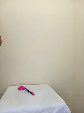 Amber Adams01 online show from November 30, 5:00 am