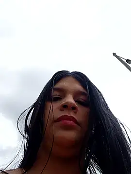 Layla-daring online show from June 18, 5:40 pm