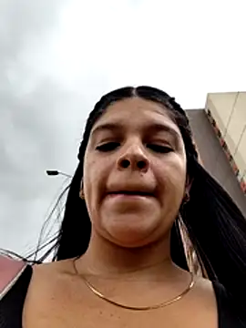 Layla-daring online show from July 2, 6:58 pm