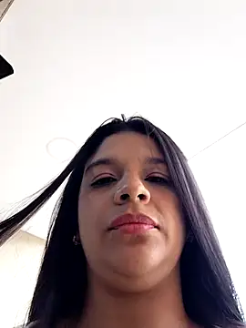 Layla-daring online show from June 25, 7:26 pm