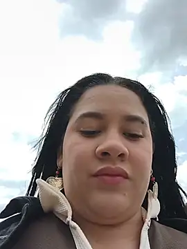 Kendra-daring online show from July 17, 6:11 pm