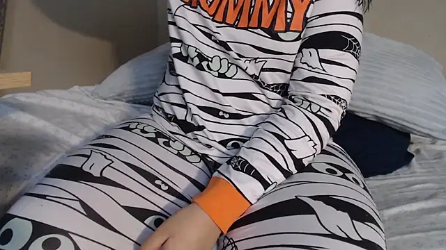 somemoreex1 online show from December 1, 4:42 pm