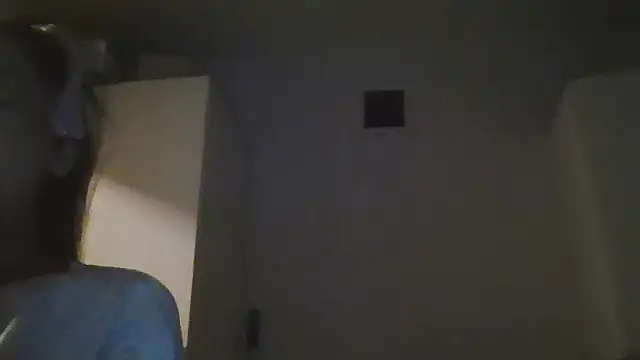 cryptokimgirl online show from March 12, 12:19 pm