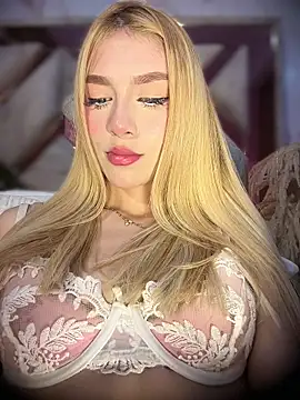 valeryfox   online show from March 11, 11:18 pm