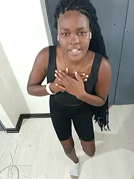 VirginPrincess06 online show from May 3, 5:00 am