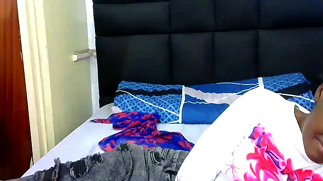 VirginPrincess06 online show from June 26, 8:59 am