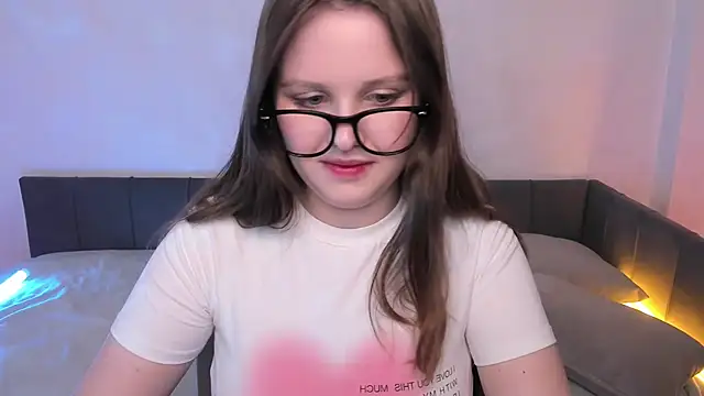 Lana Moon   online show from December 1, 9:46 am